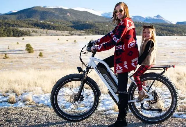 Mother and daughter on himiway ebike