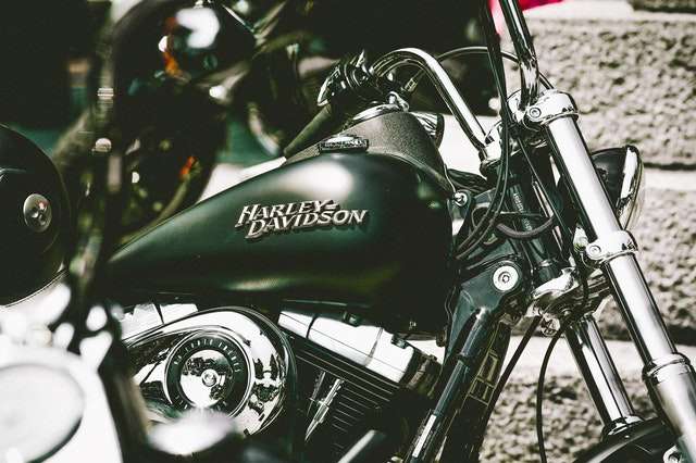 Black harley davidson motorcycle